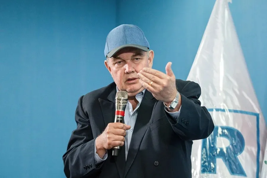 Fotografía de archivo del candidato ultraderechista a la alcaldía de Lima, Rafael López Aliaga. EFE/ John Reyes Mejía