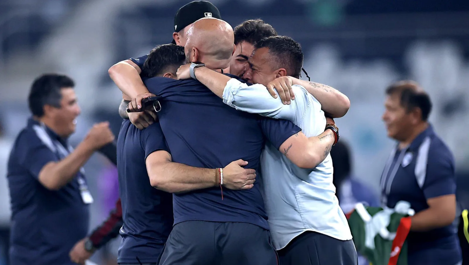 Horacio Melgarejo, junto a su comando técnico, se quedan por 2 años más. (Foto: Getty Images)